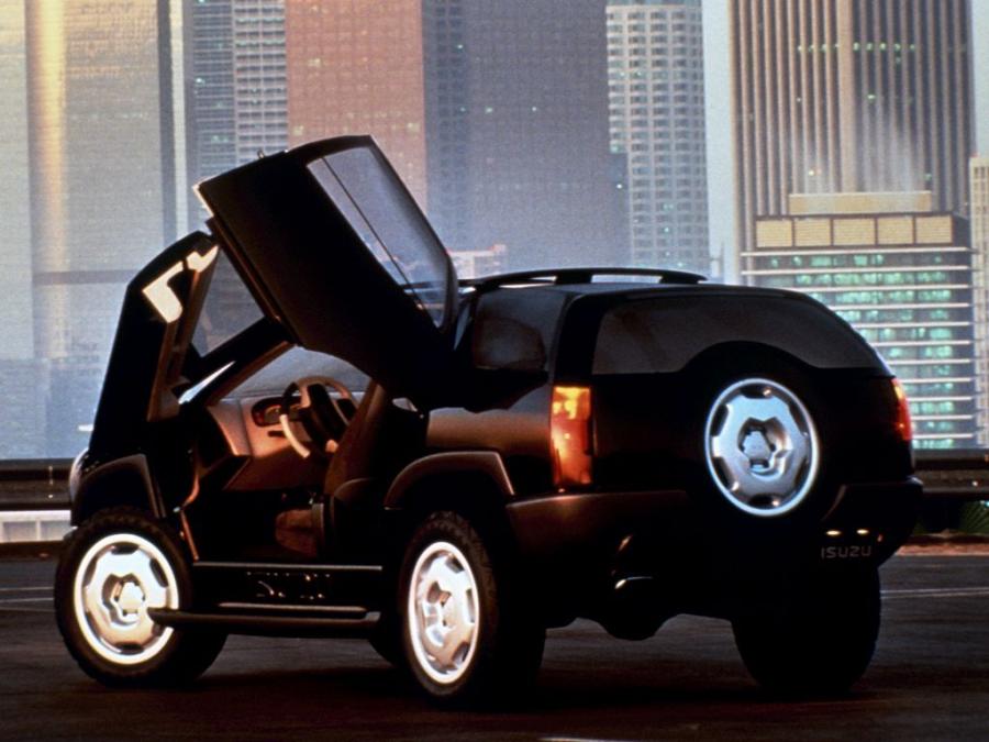  Isuzu XU-1 Concept 1993 года  (фото 4 из 4)